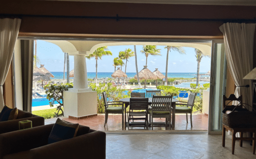 Quinta Luna 3 Bed Beachfront Condo